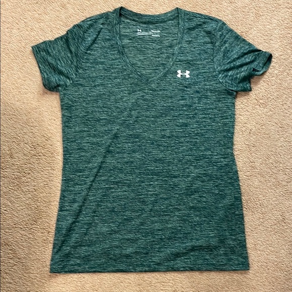 Under Armour Women's Green V-Neck Top Size small - Picture 1 of 4